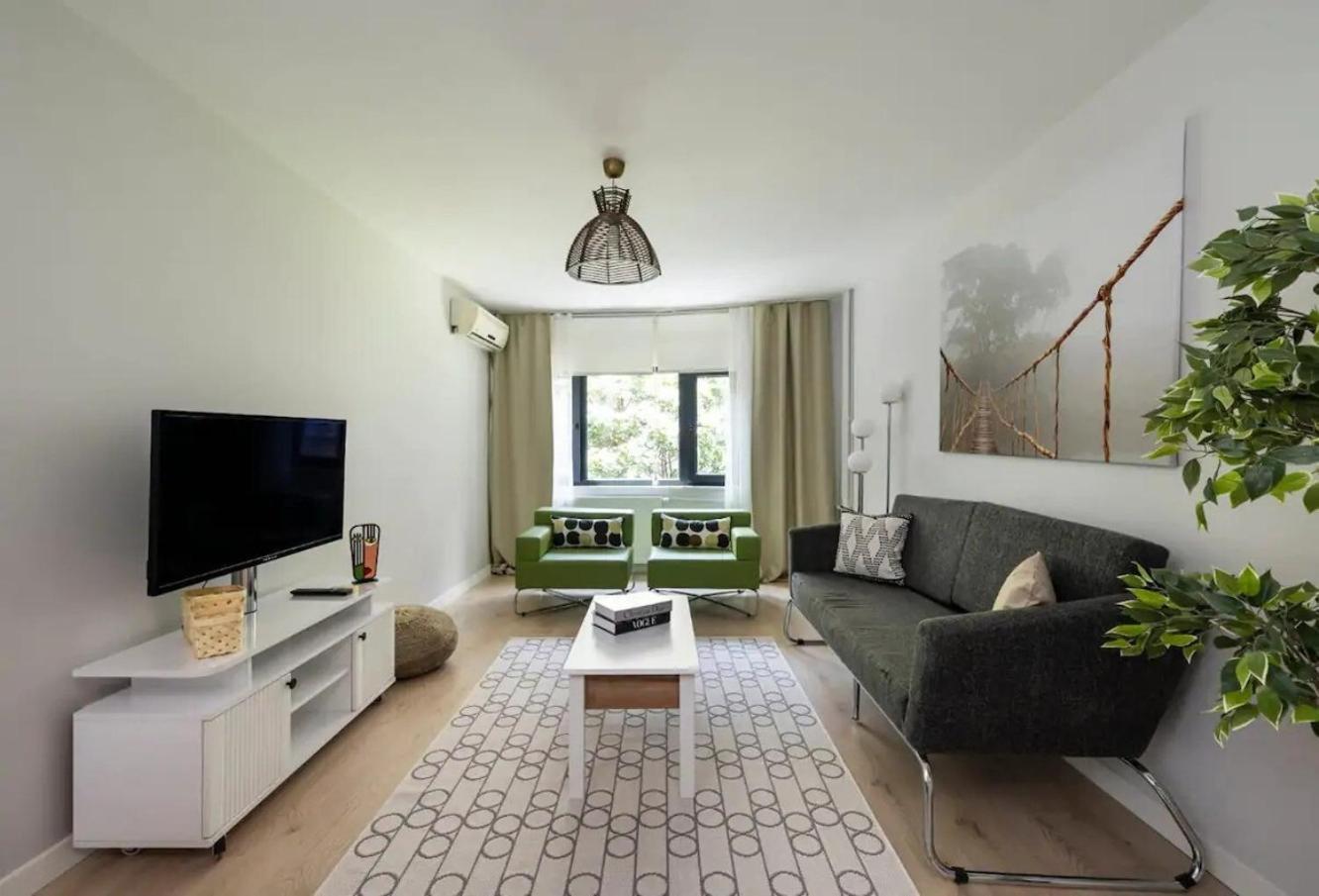 Gorgeous Bright New 2bd Home! #212 Apartment *